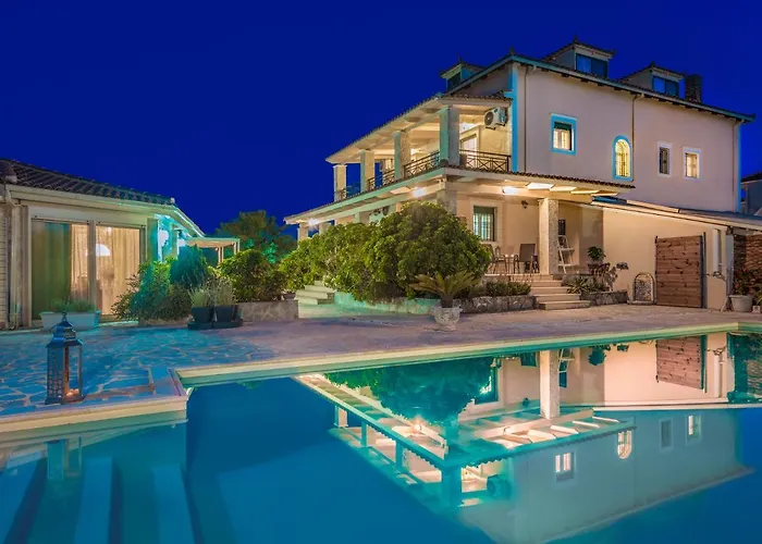 Eleni\'S Family Villa