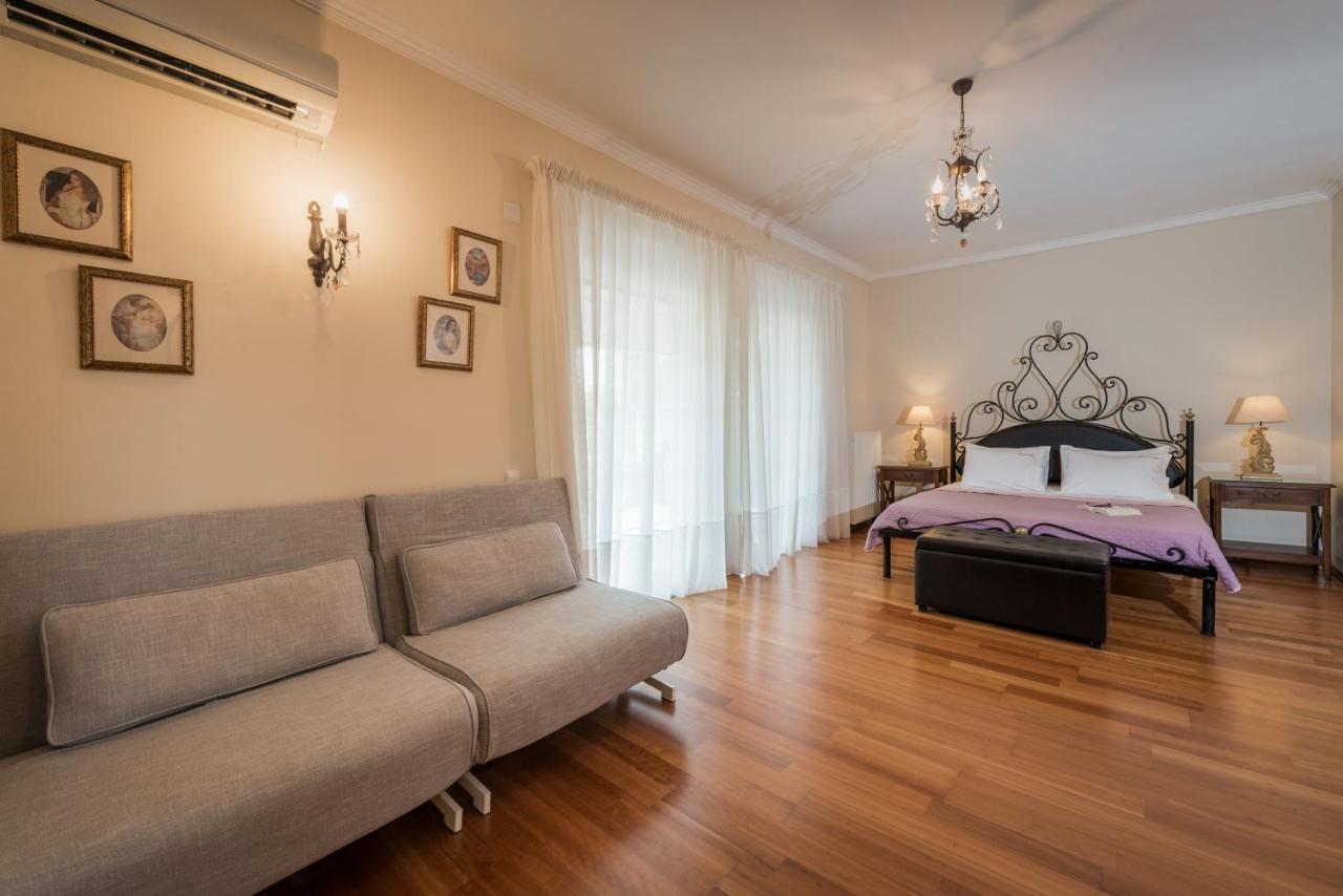 Eleni's Family Villa